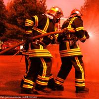 Attaque du feu avec une lance