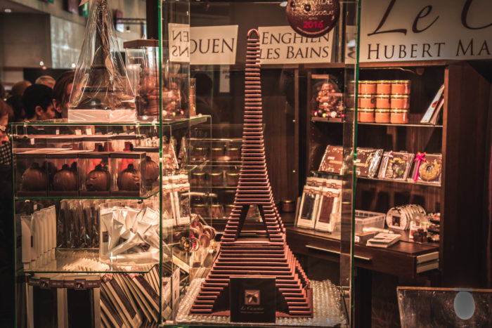 La tour Eiffel en chocolat