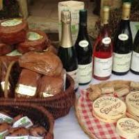 Un bon fromage avec un bon vin
