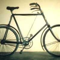 Vélo à plateau de vitesse