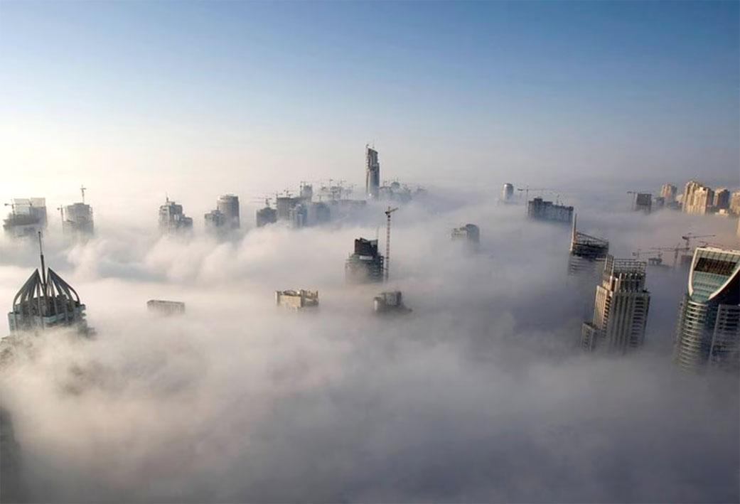 Brouillard sur la ville